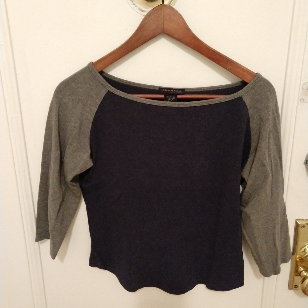 LAST CHANCE Express baseball tee XS